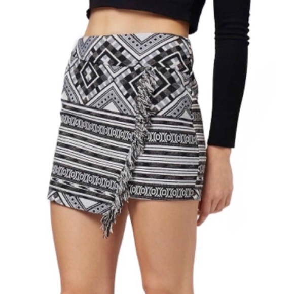 Topshop Dresses & Skirts - TOPSHOP • Asymmetrical Tribal Print Mini Skirt